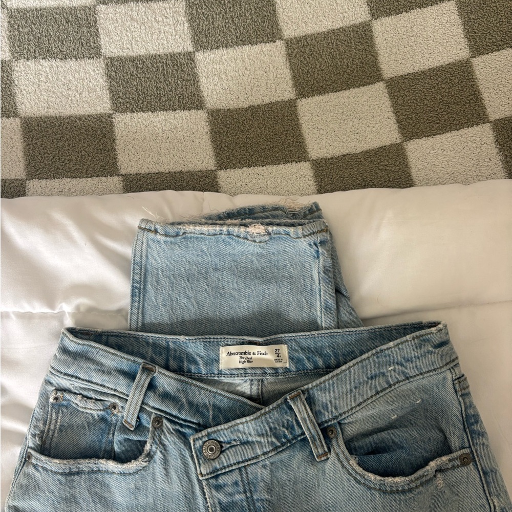 Abercrombie & Fitch Dad High Rise